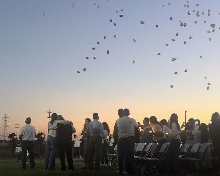 Hundreds mourn Camila Mendoza Olmos at candlelit vigil: 'She loved ...