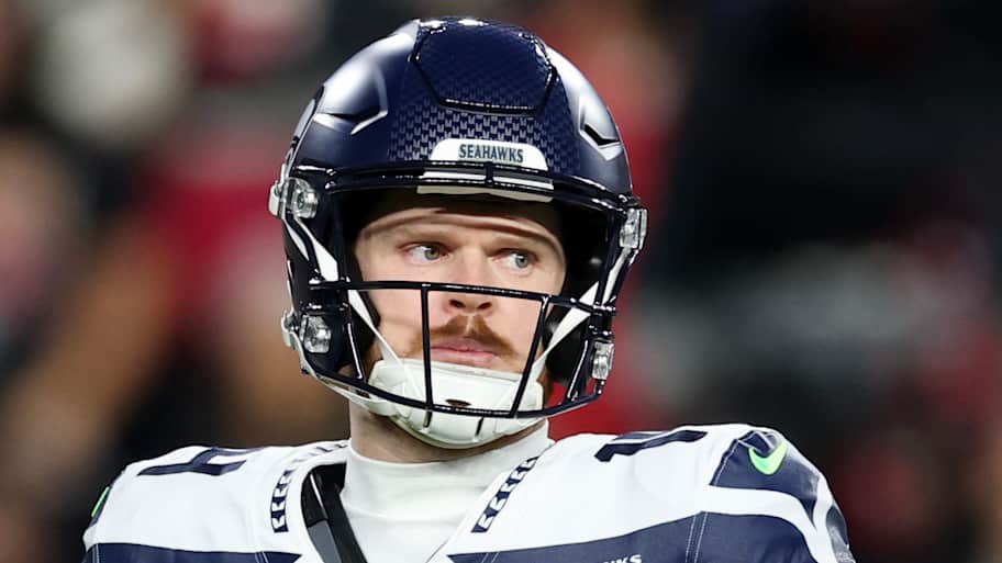 Sam Darnold goes ghost-free in Seahawks’ dominant victory over the 49ers