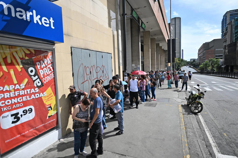 Venezuelan capital quiet, streets empty after US strike