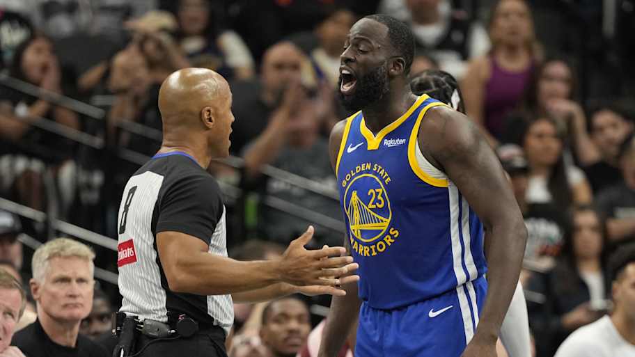 Draymond Green ejected after earning two techs in 30 seconds