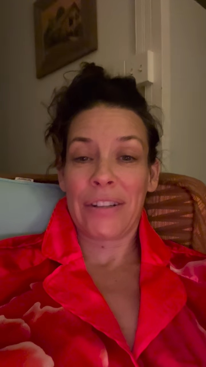 AA1TwalK Evangeline Lilly's Devastating Brain Injury After Rocky Fall