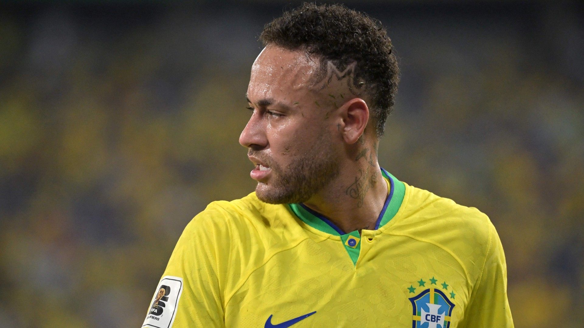 No Lionel Messi reunion for Neymar as Santos star signs new contract