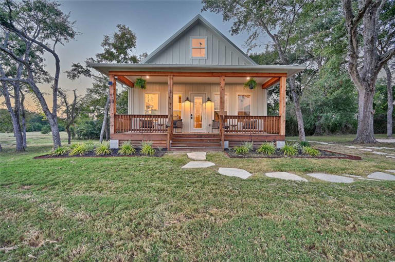 This $8.5M Texas ranch went off-grid and somehow got more luxurious