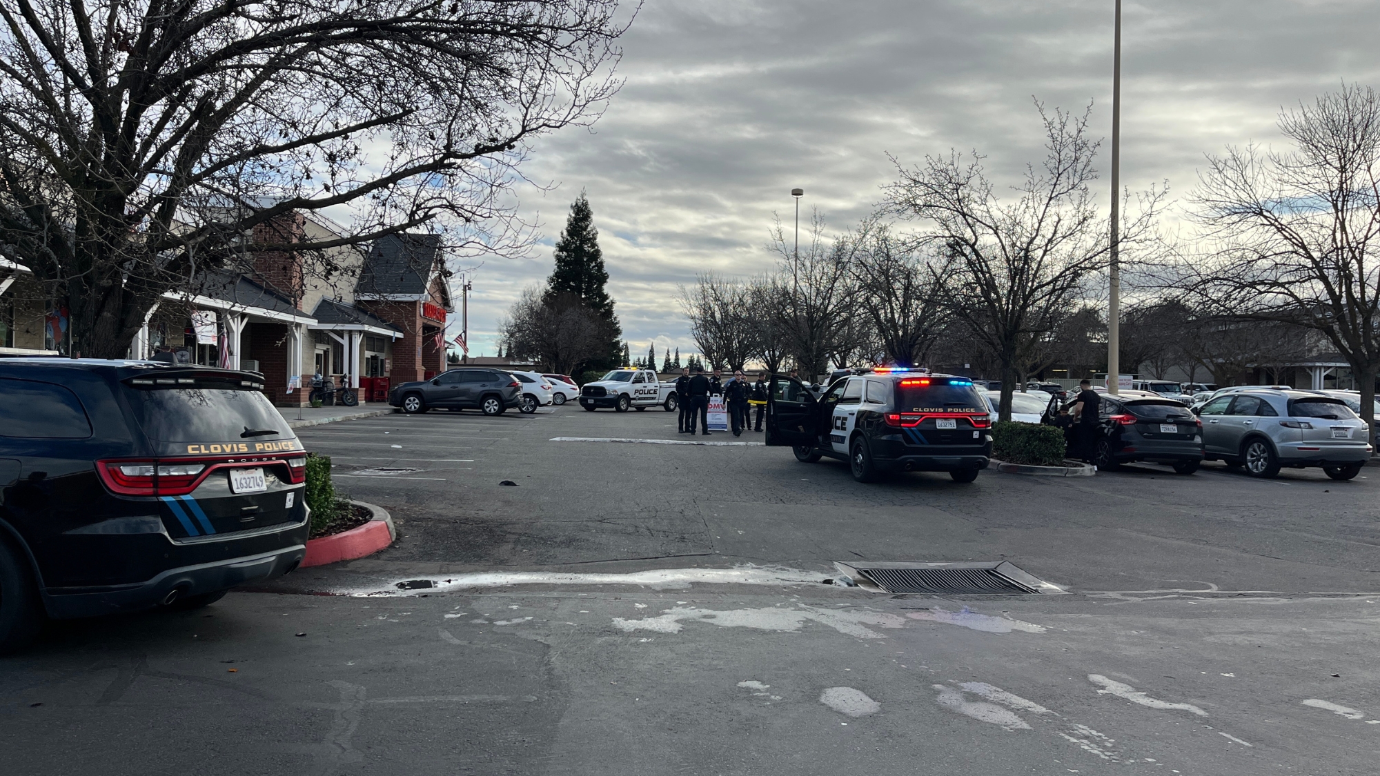 Toddler, mother hit by truck at Clovis Trader Joe's parking lot; driver ...