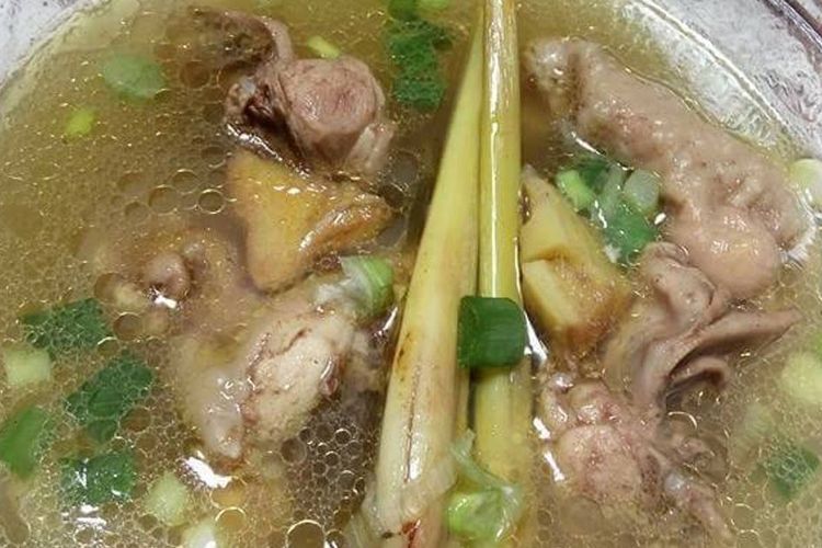 Resep sup ayam jahe simple, comfort food hangat ala rumahan