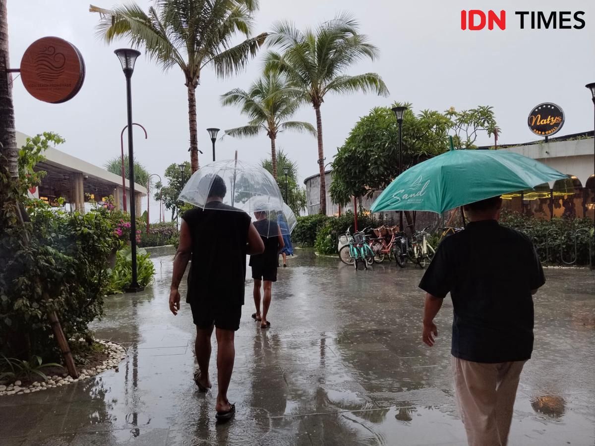 Pulau Jawa diprediksi dilanda cuaca ekstrem, Aceh angin kencang