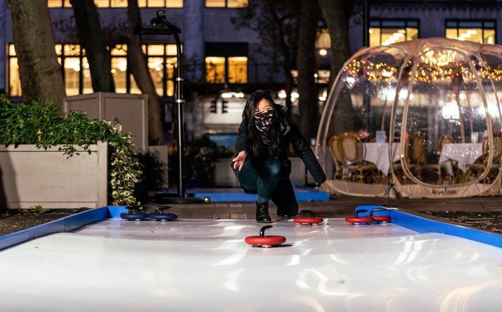 AA1TwrPI Bryant Park Curling in NYC