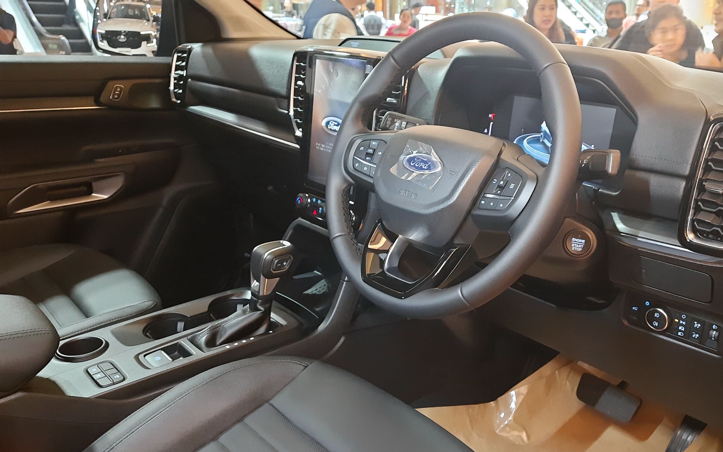 Sebelum membeli Ford Everest, pertimbangkan ini dulu
