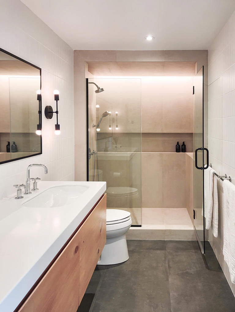 How to make your bathroom look bigger — 5 designer-approved tricks to ...