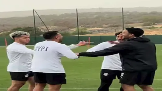 لقطة طريفة في مران منتخب مصر (7)