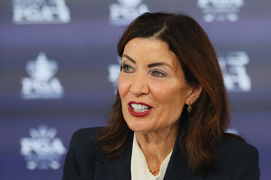 Hochul slams Trump over paused wind projects<br>