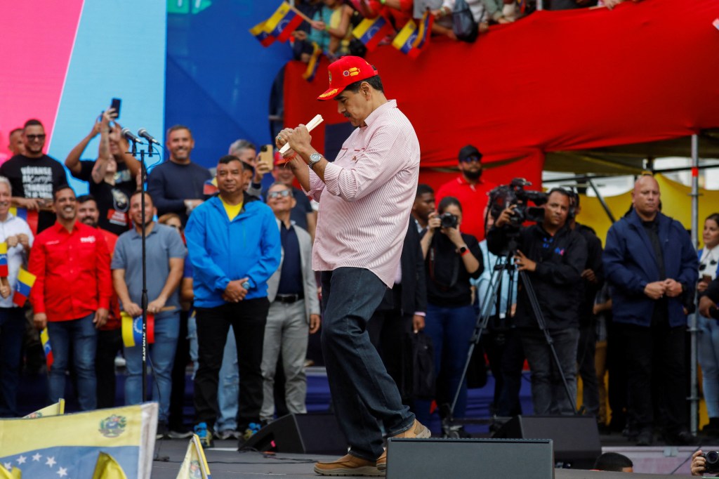 Nicolas Maduro seemingly taunted US with dancing TikTok video ...