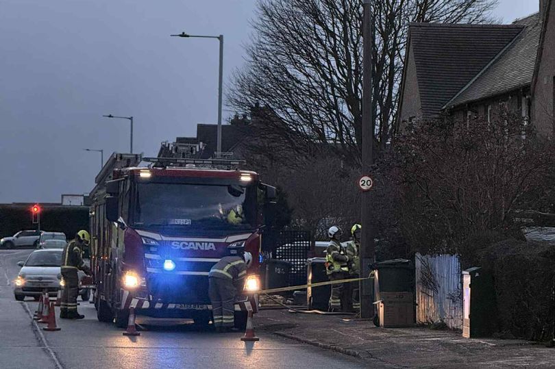 Edinburgh fire crews race to scene of blaze as bin fire threatens property