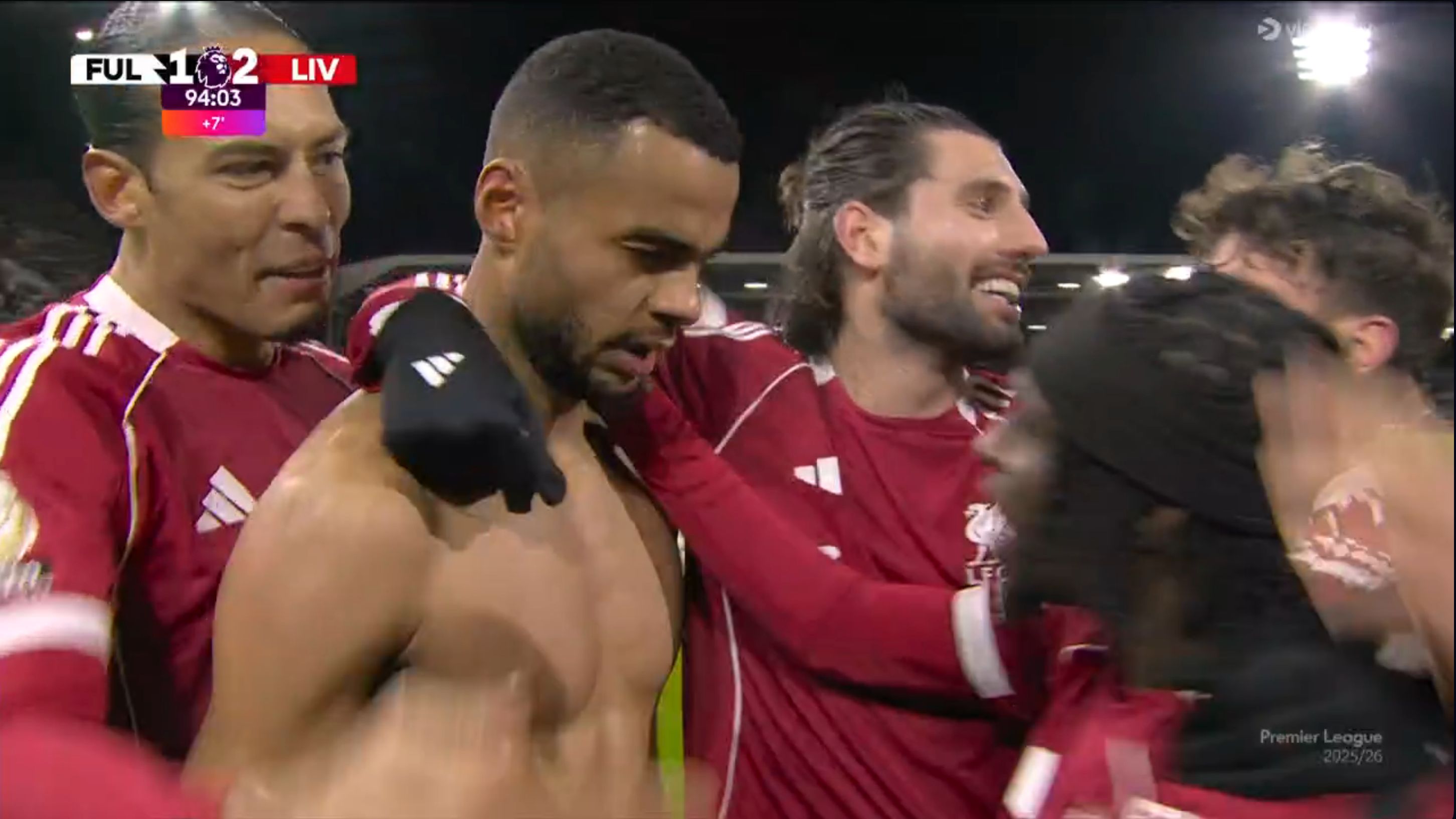 Kijkers zwaar geïrriteerd over commentator na intense ontknoping Fulham ...