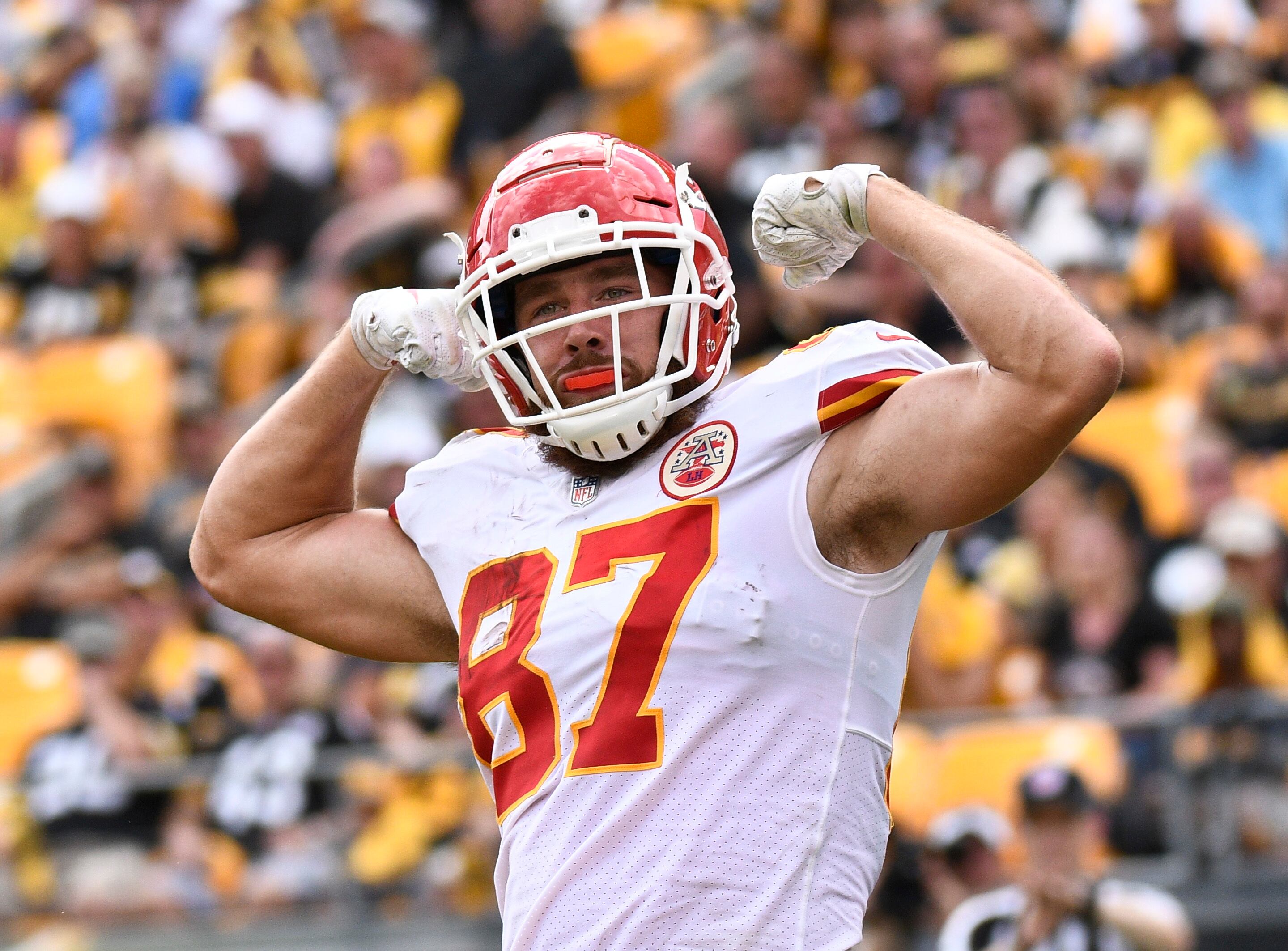 Travis Kelce reaches 13,000 career receiving yards during Raiders matchup