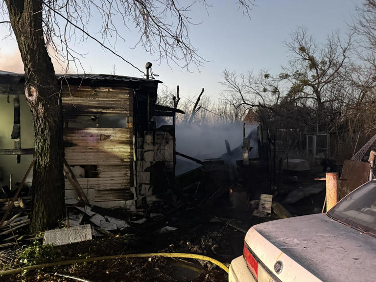 Early morning fire in Cisco leaves house a total loss
