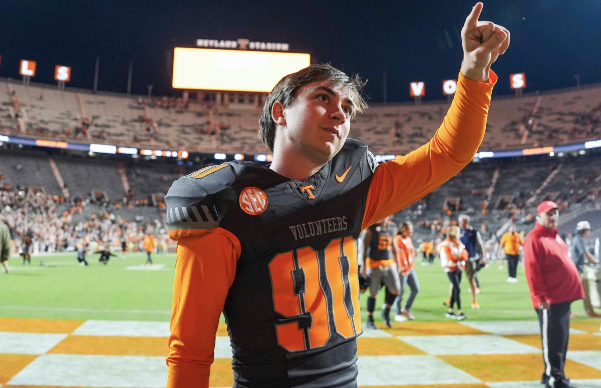 Tennessee will officially play against former Vols kicker Max Gilbert ...