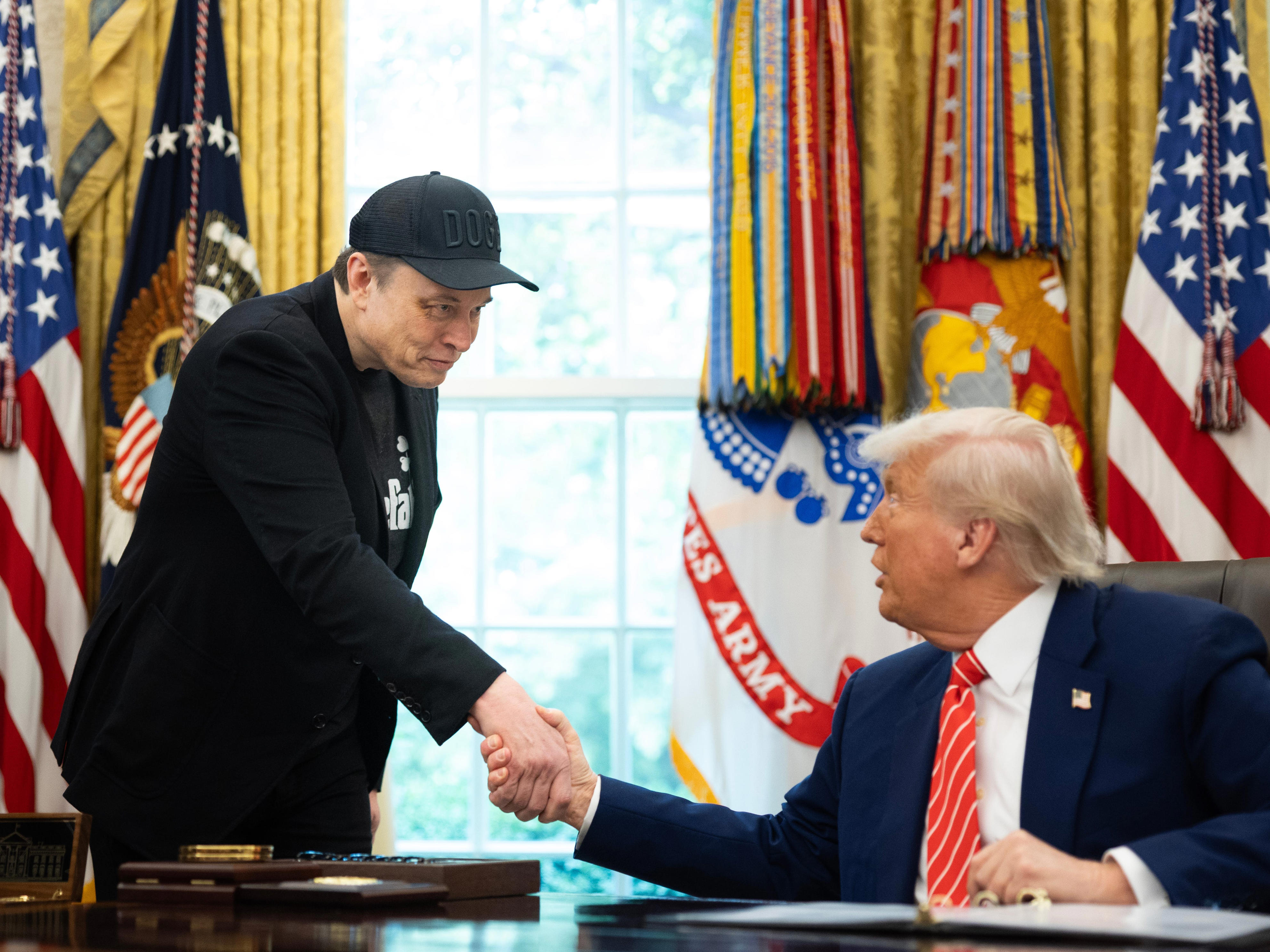 Elon Musk dined with Donald Trump during a very busy weekend for the ...