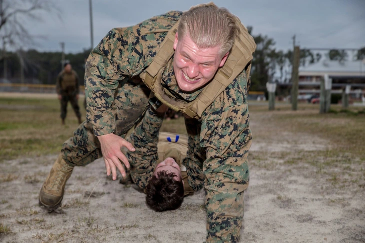 Điểm tương đồng giữa lính đặc nhiệm Mỹ và võ sĩ MMA