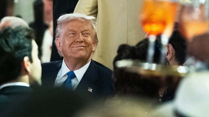 Trump flags Venezuela oil deal soon, says $4 billion crude already en route
