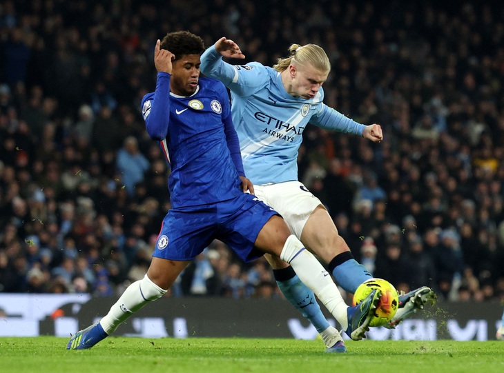 Chelsea hẹn Man City ở chung kết FA Cup