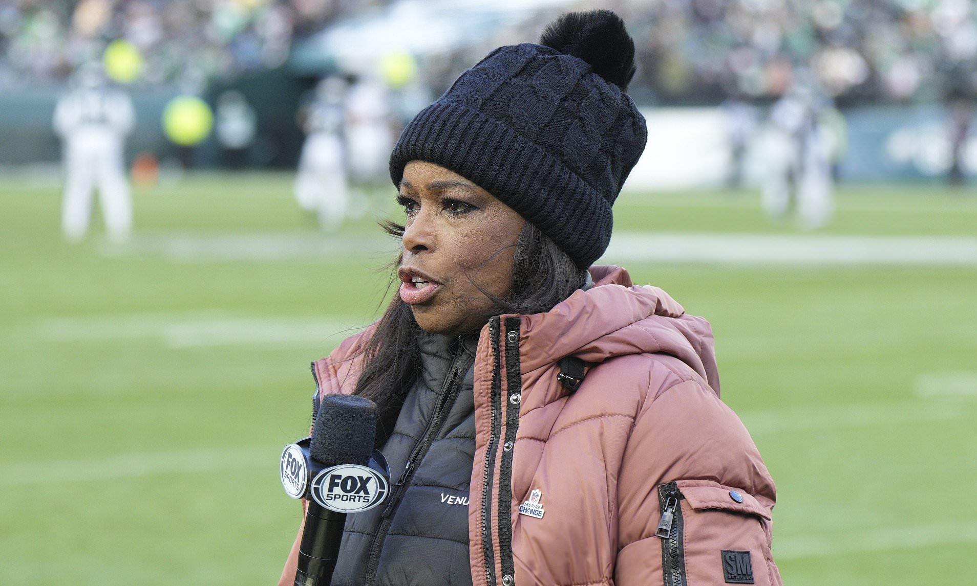 NFL Reporter Oliver's Speech Raises Health Worries at Patriots-Dolphins Game - health news from Daily Mail