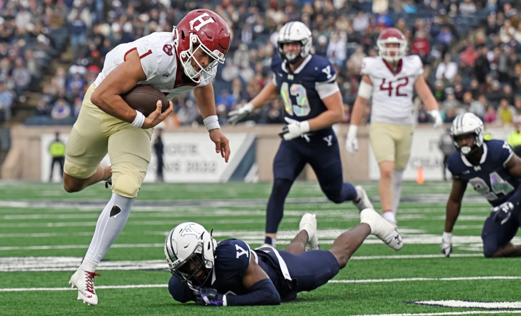 6,000-yard Harvard QB Jaden Craig signs with Big 12 team in transfer portal<br><br>