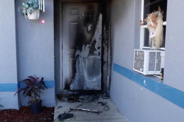 Teen allegedly set home on fire as family of 4 slept inside in plot to ...