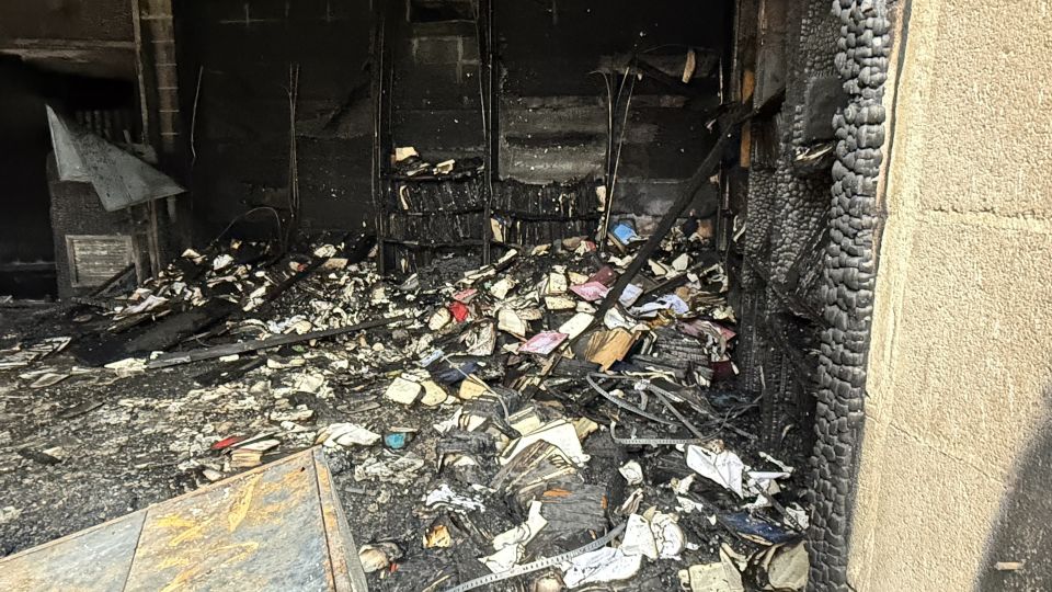 Suspect arrested after a fire destroys the only synagogue in Jackson, Mississippi, 6 decades after a KKK bombing<br>