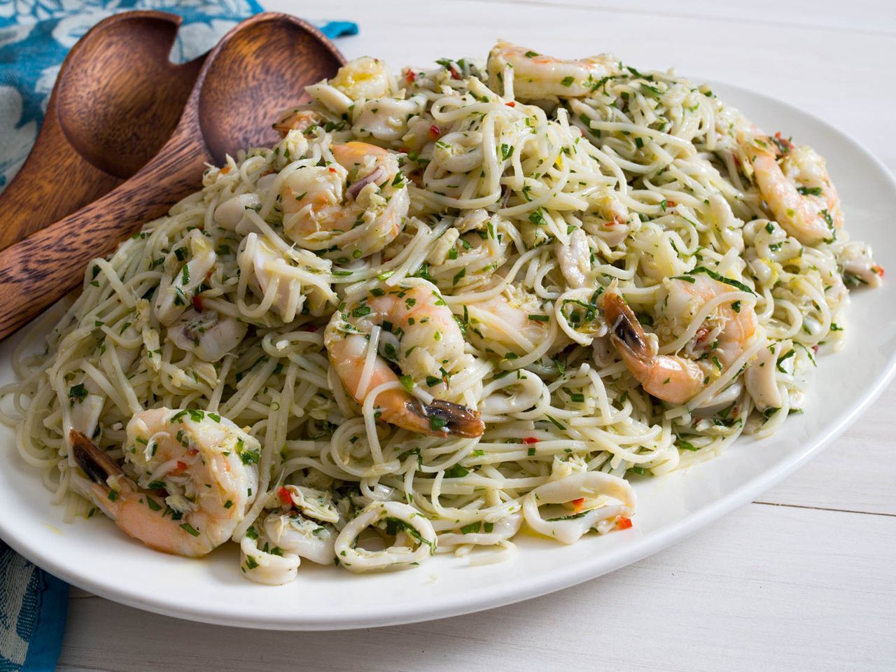 20150605-seafood-pasta-salad-daniel-gritzer-17.jpg