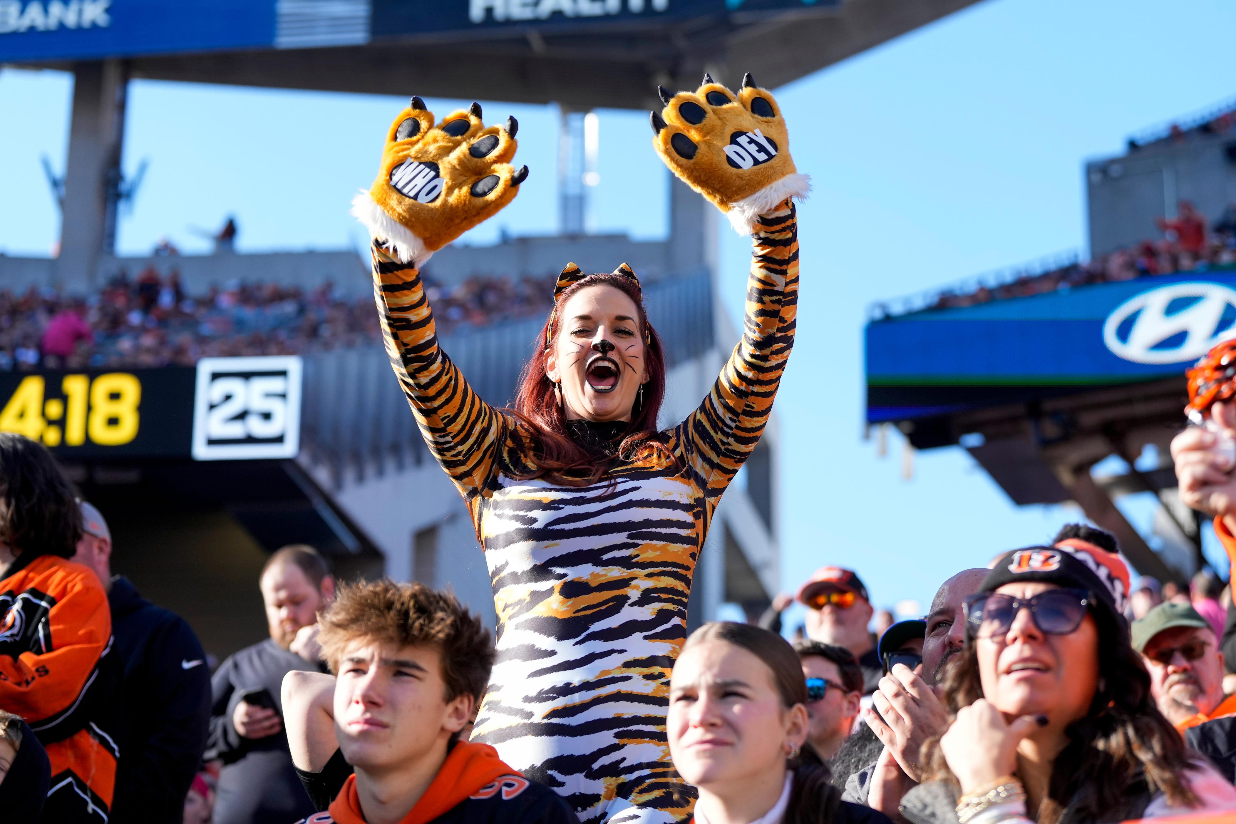 Bengals fans start recruiting former player to come back<br>