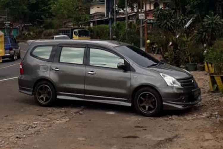 Pengalaman pakai Nissan Grand Livina 2010: Kekurangan dan kelebihannya