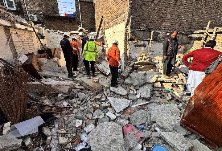 Explosão de botija de gás causa oito mortos num casamento no Paquistão