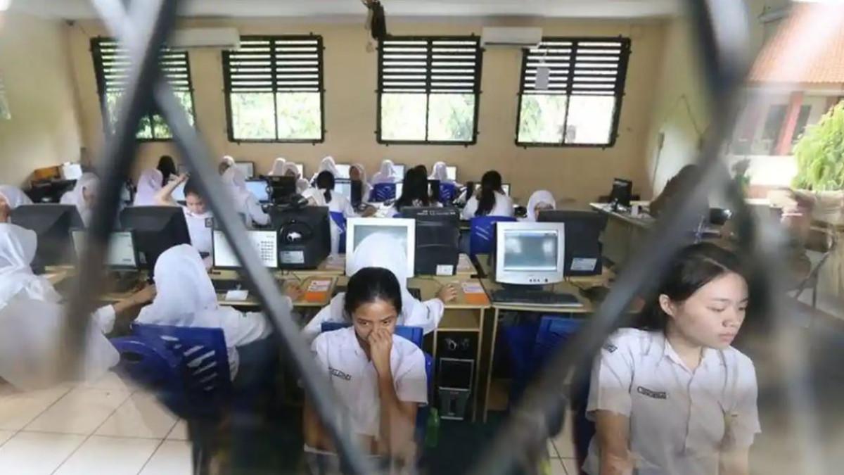Kunci jawaban ekonomi kelas 11 halaman 177: Sebutkan kebijakan fiskal yang dilakukan pemerintah