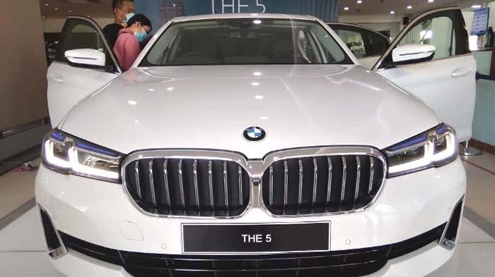 3 fakta BMW putih berpelat dinas Kemhan gegerkan medsos, kementerian tegaskan: palsu dan ilegal