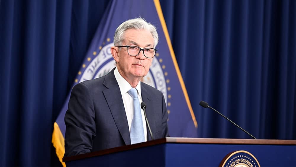 Dow Jones futures fall as Fed chief Powell under criminal probe; JPMorgan, Goldman, Delta, Taiwan Semi ahead<br><br>