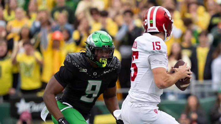 Oregon Ducks lose experienced defender to transfer portal