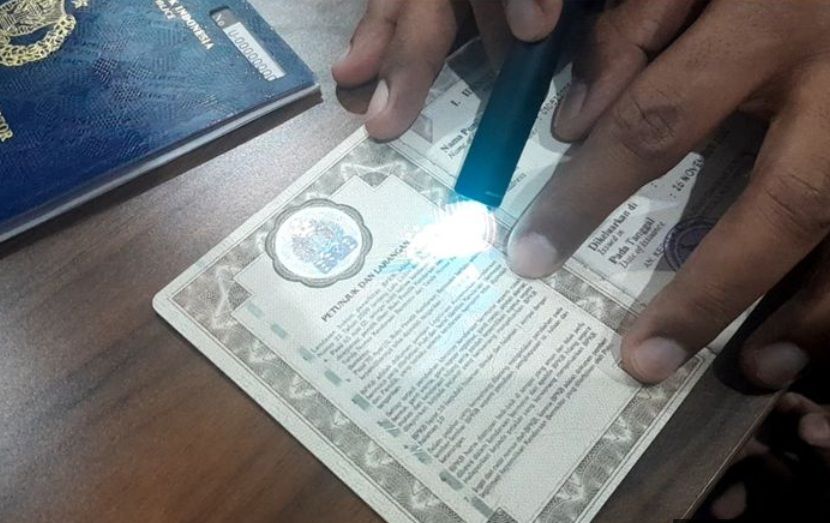 Waspada beredar BPKB kendaraan duplikat, begini cara membedakannya