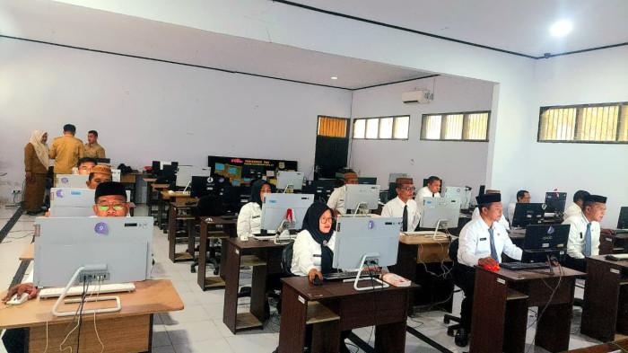 Bupati Sofyan Puhi buka asesmen calon lurah se-Kabupaten Gorontalo, diikuti 28 peserta