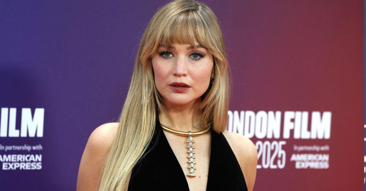 Jennifer Lawrence jokes about being 'naked' as she hits the 2026 Golden