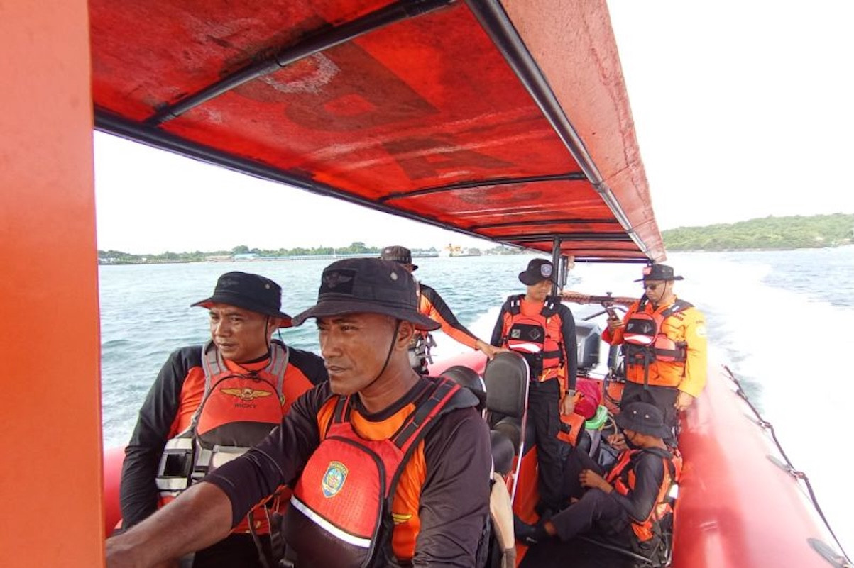 Pemancing tenggelam seusai perahu diterjang badai di Konsel, tim SAR bergerak