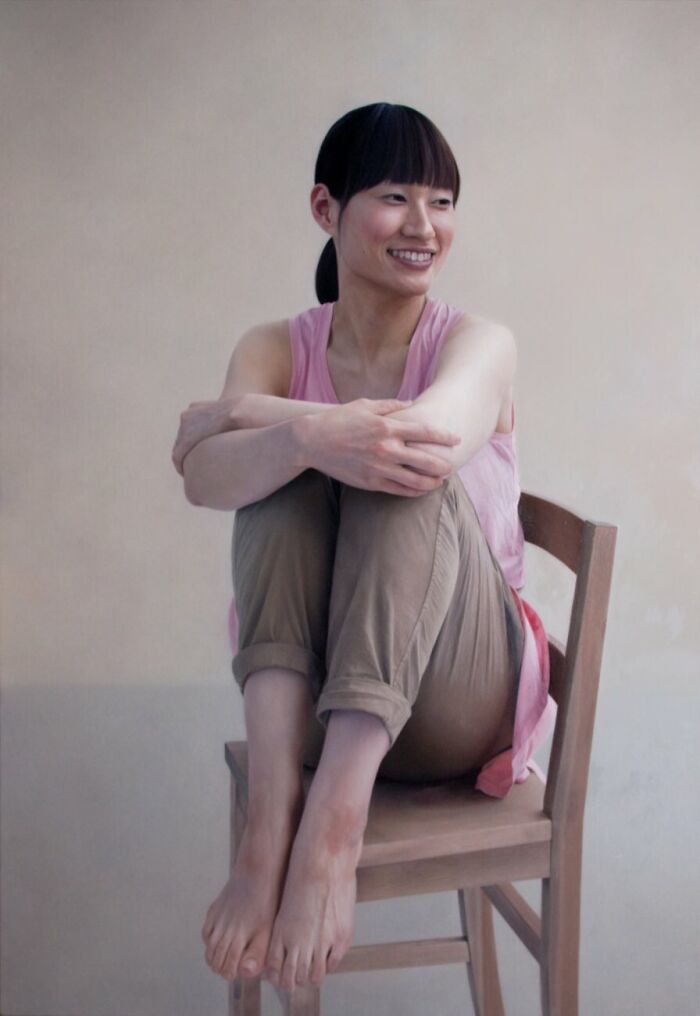 Japanese Artist Paints Hyperrealistic Paintings That Are So Precise You Might Confuse Them With Photos (25 New Pics)