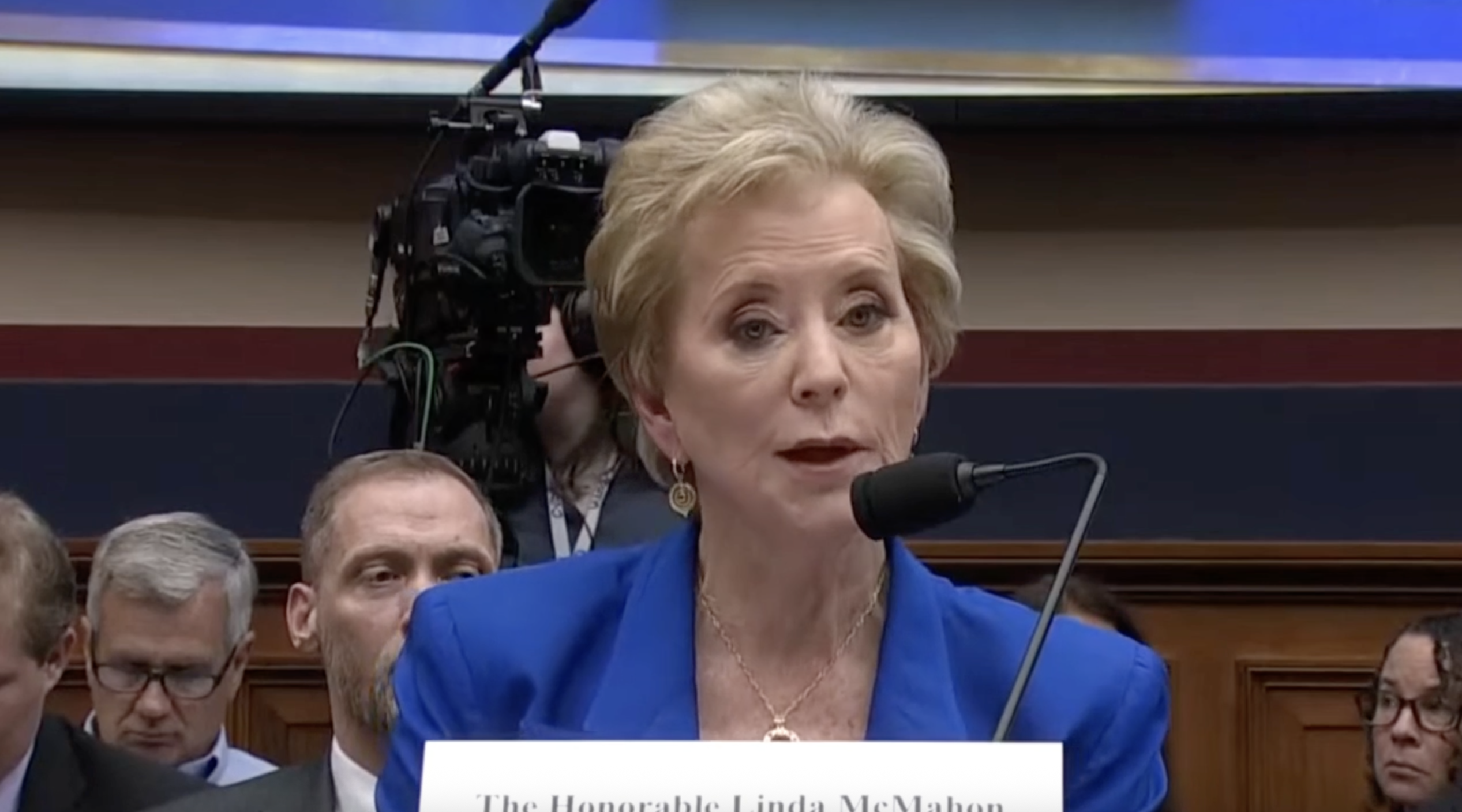 'You shouldn't be in this job': Billionaire Linda McMahon blows a ...