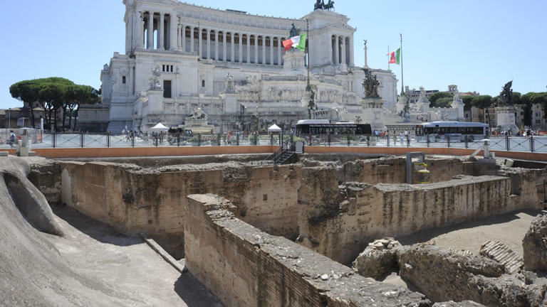 Rome dug up the Piazza Venezia for a new metro line, and stumbled on ...