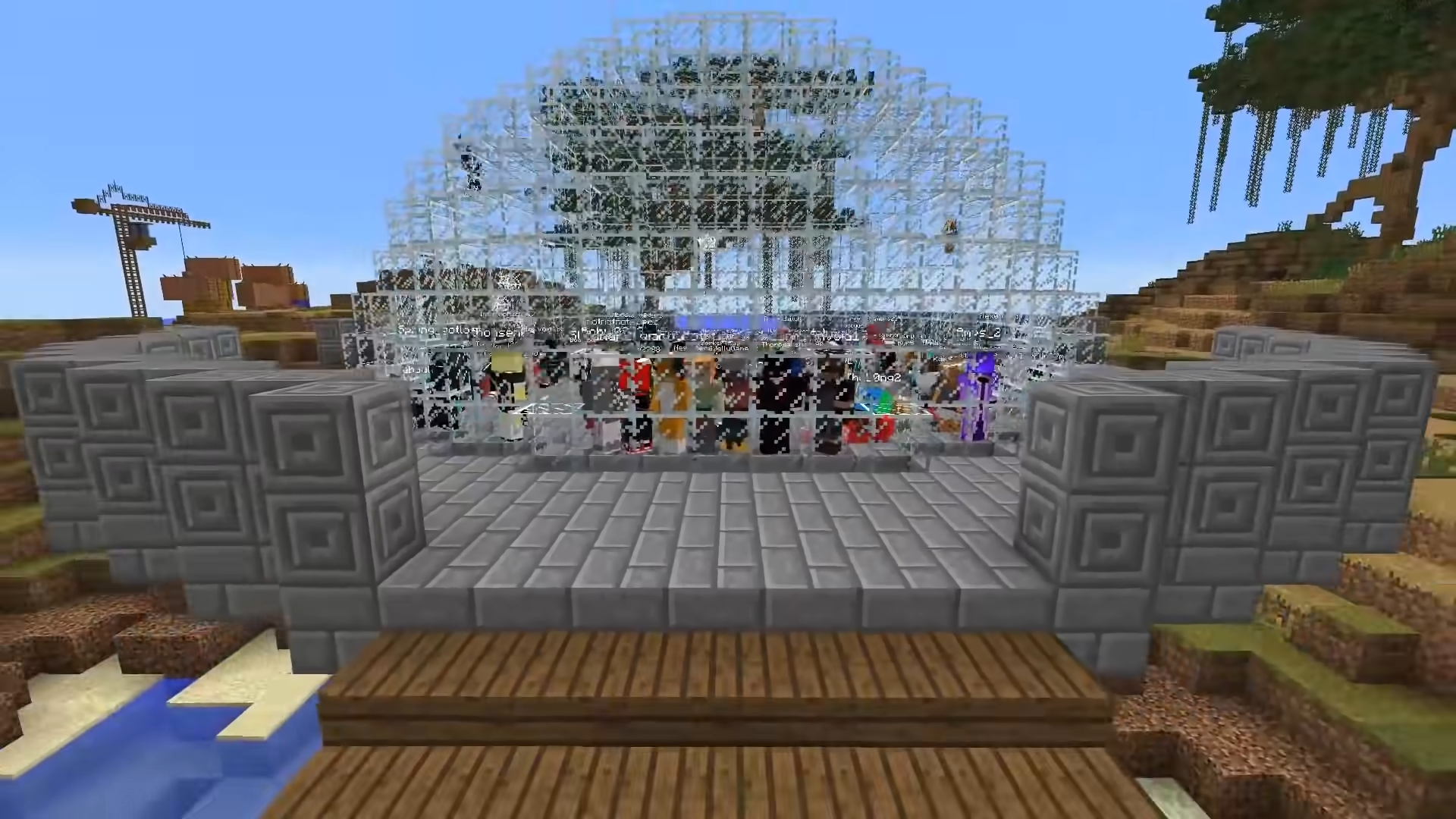 When 100 players face a parasite swarm, only one can survive