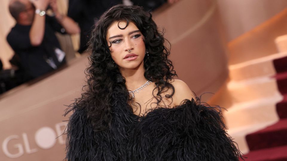 Tired of traditional red carpet glam? The Golden Globes goth girls have you covered<br><br>