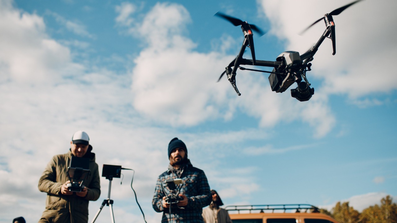 US drone company takes on China and trains troops for swarm attacks