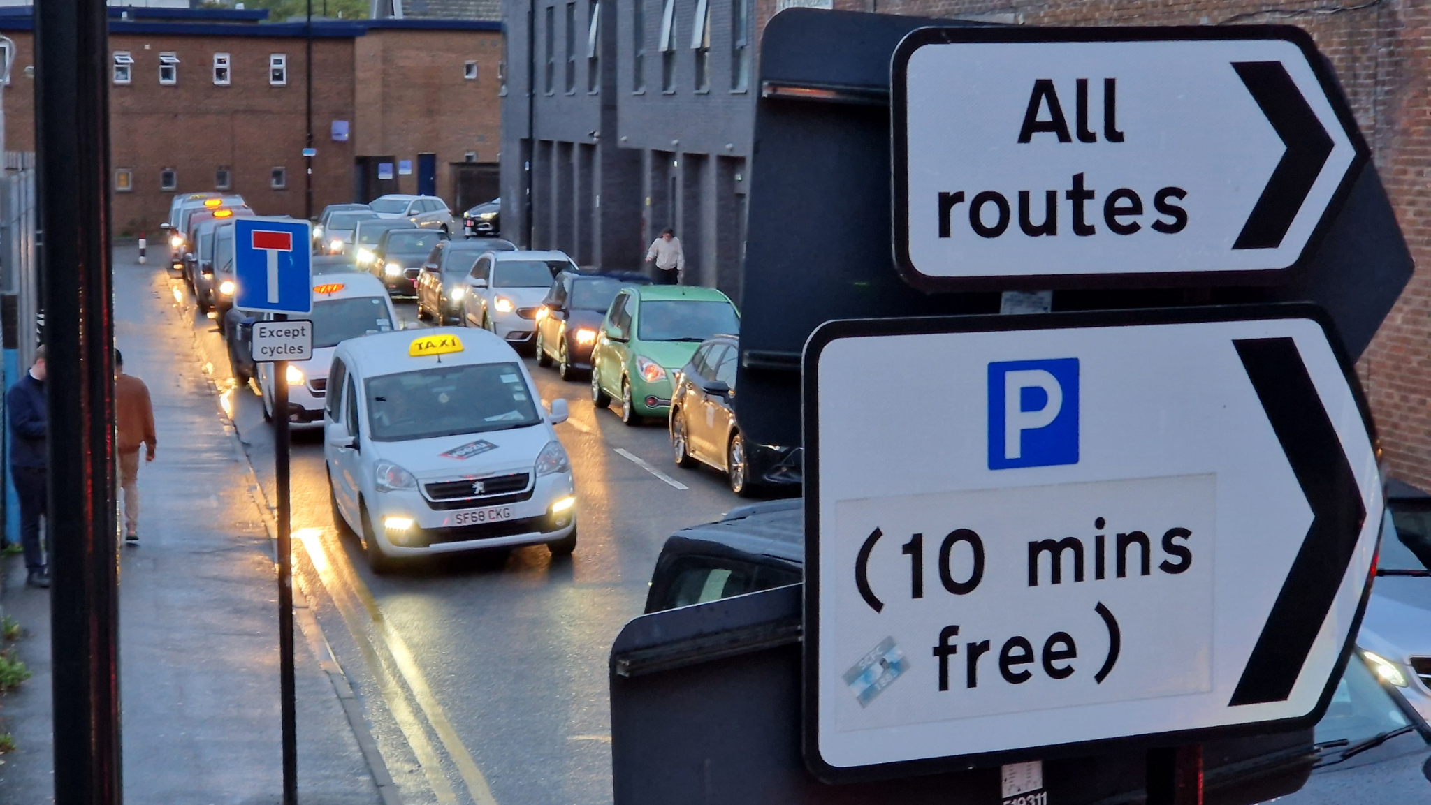 Sheffield station: Passengers braced at start of road changes to end ...