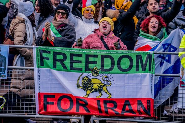 'I'm an Iran expert and this is what regime-collapse would look like'