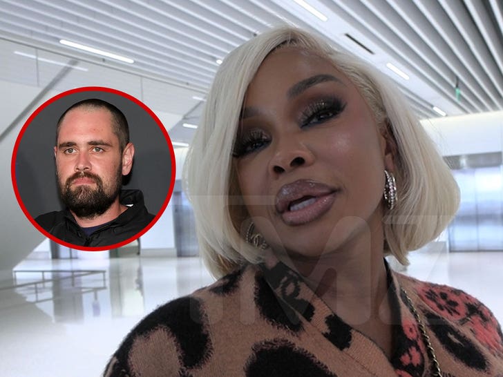 'RHOA' star Phaedra Parks puts lawyer hat on to weigh in on Nick Reiner ...